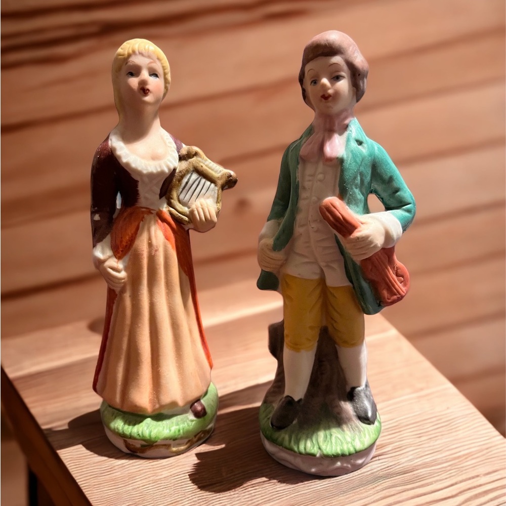 Ceramic musicians